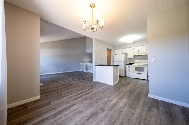 Foto del edificio - 4108 S Meadowlark Rd