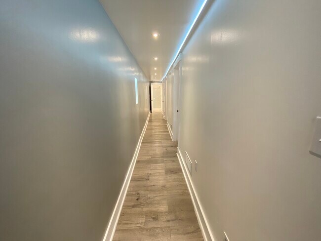 Photo - 5834 Phillips Ave Apartments