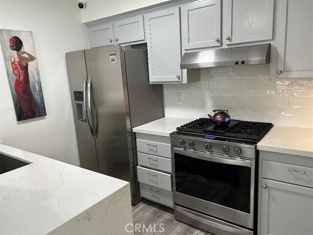 Building Photo - 4612 Via Vista Cir