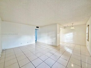 Building Photo - 251 SW 134th Way
