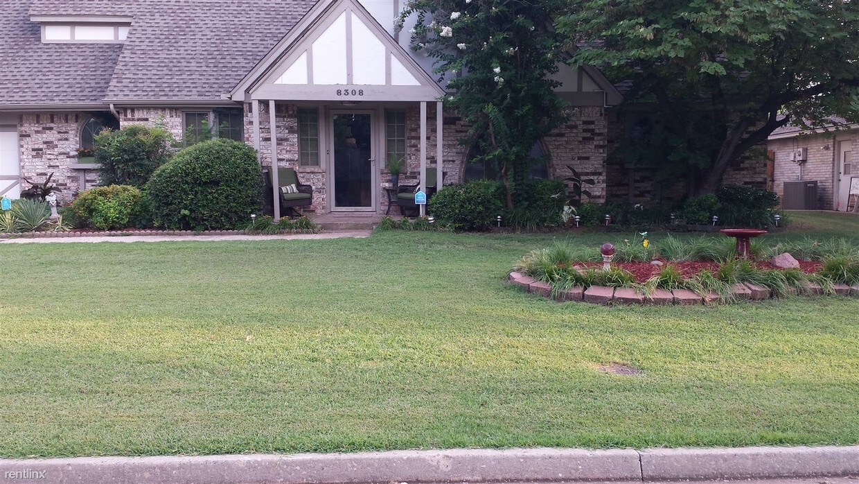 Foto principal - 4 br, 2.5 bath House - 8308 Willow Creek Blvd