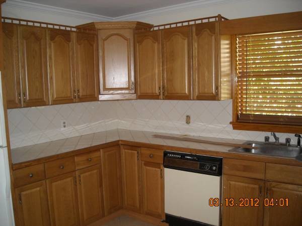 Primary Photo - 150 Meadow Ln