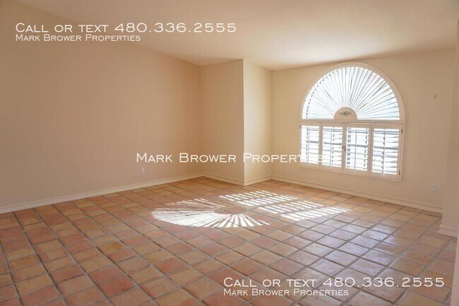 Building Photo - 15010 S 40th Pl