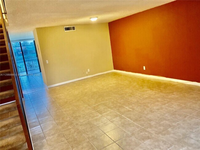 Foto del edificio - 11330 NW 15th Ct