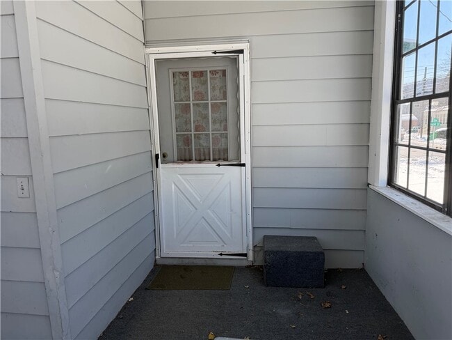 Building Photo - 35 W Hazel St