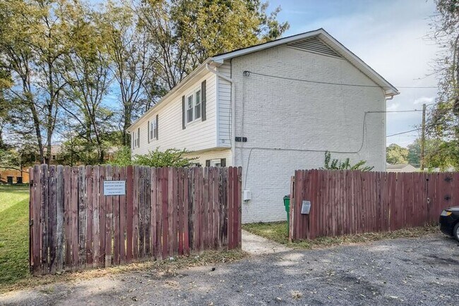 Building Photo - 3612 Kentucky Ave
