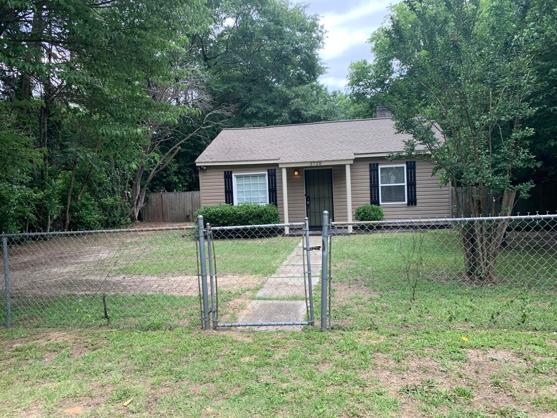 3728 Hoyt Street - 3728 Hoyt St