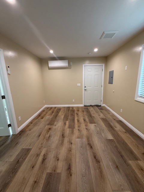 Foto del edificio - 10107 Laurel Canyon Blvd