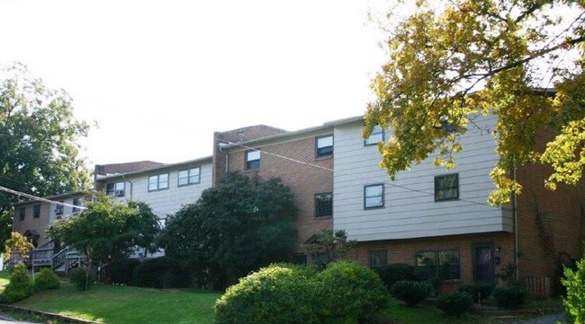 Primary Photo - Randolph Street Apartments