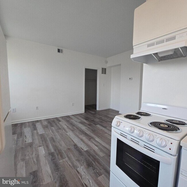 Foto del edificio - 1451 Park Rd NW