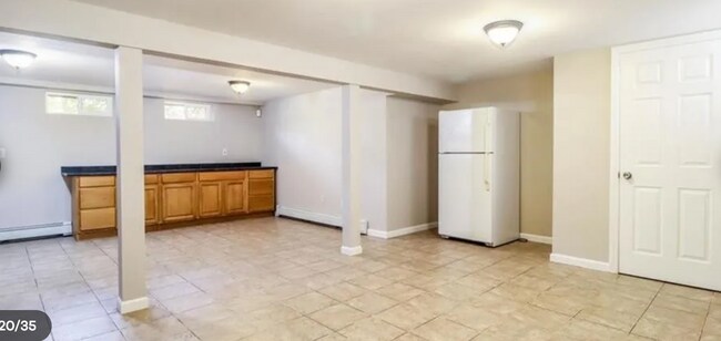BONUS rooms GALORE - 272 Seaside Ave