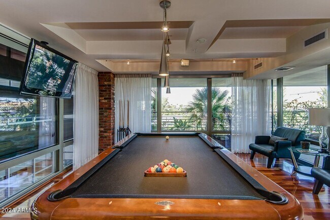 Foto del edificio - 7157 E Rancho Vista Dr