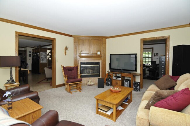 Foto del edificio - 7825 W Puetz Rd