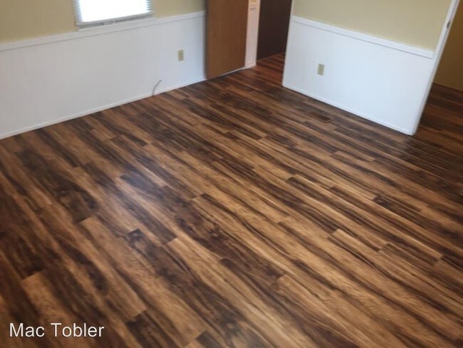 Foto del edificio - 4880 Harrison Ln