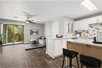 Building Photo - 15164 N 140th Dr