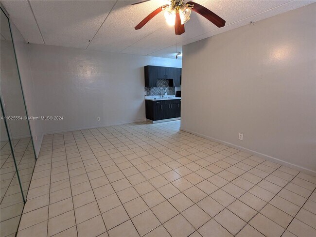 Foto del edificio - 3211 SW 44th St