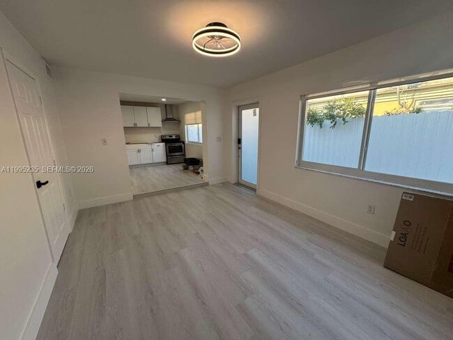 Foto del edificio - 230 E 56th St