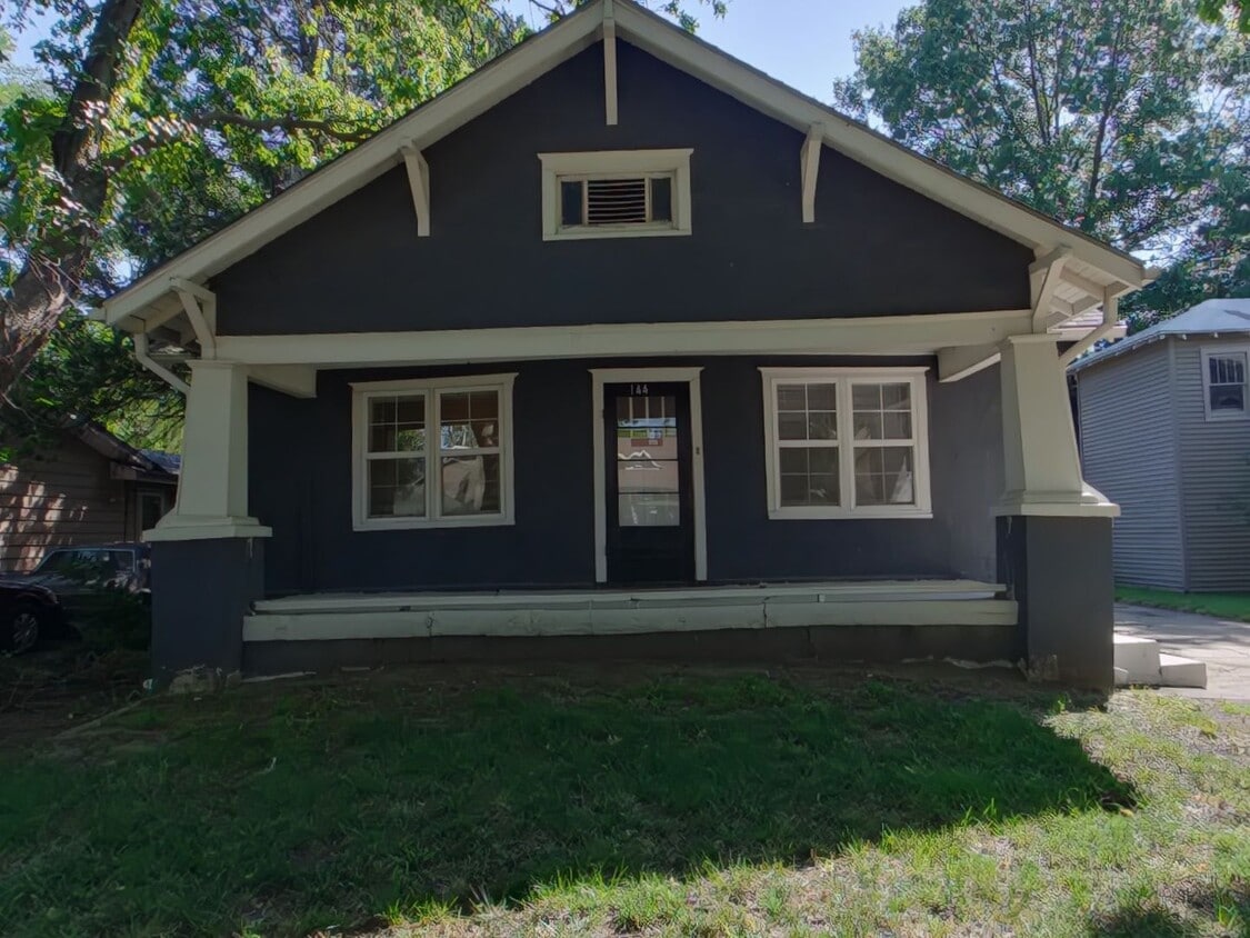 Primary Photo - 144 S Sedgwick St