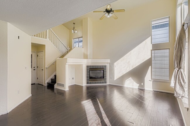 Building Photo - 10382 S Ravenswood Ln