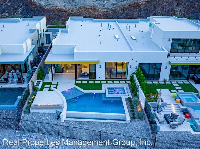 Foto del edificio - 3 br, 4 bath House - 680 Falcon Summit Court