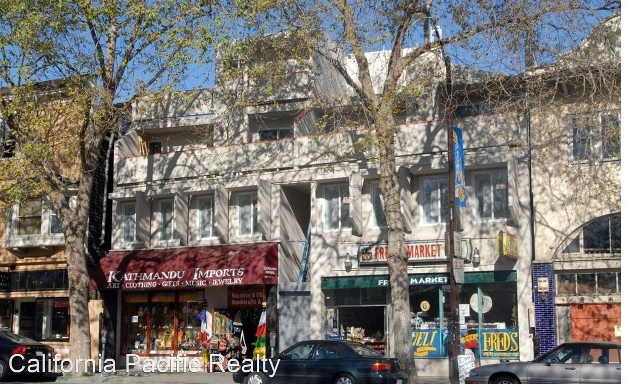 Primary Photo - 2510 Regent St