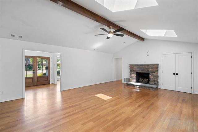 Foto del edificio - 3940 Shady Hill Dr