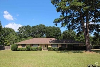 Building Photo - 8524 Radcliffe Dr