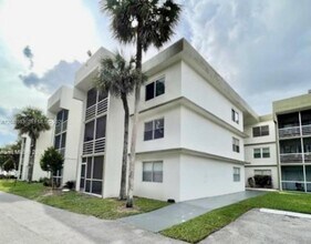 Building Photo - 4255 N University Dr
