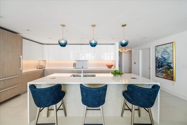 Foto del edificio - 3100 N Ocean Dr