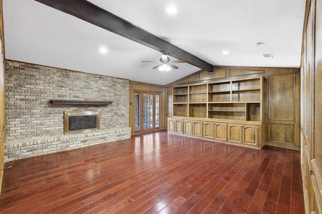 Foto del edificio - 114 Stone Canyon Dr