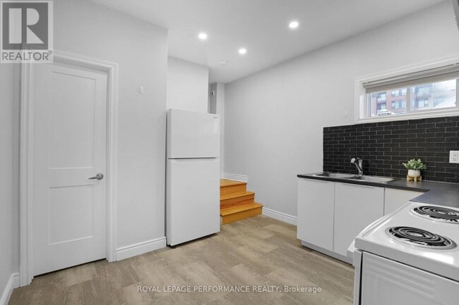 Photo du bâtiment - 123 Pamilla St