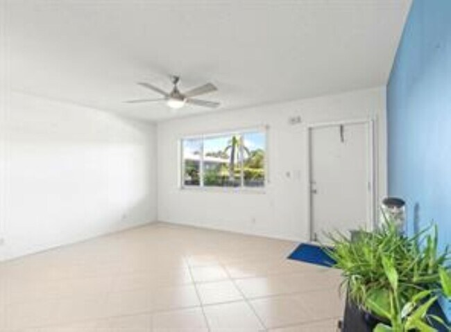 Foto del edificio - 2170 NE 51st Ct