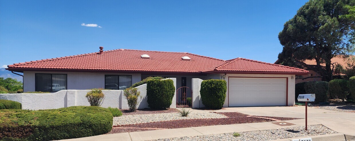 Foto principal - 7320 Carson Trl NW