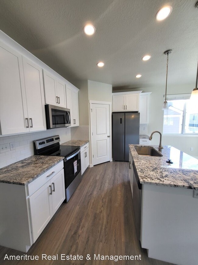 Foto del edificio - 3 br, 2.5 bath House - 4021 Harmony Court