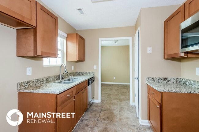 Building Photo - 115 Bramble Bush Trail