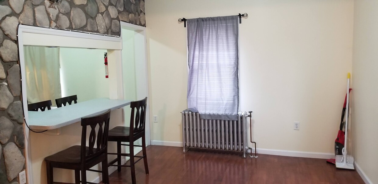 Foto principal - 4817 Aschoff Pl