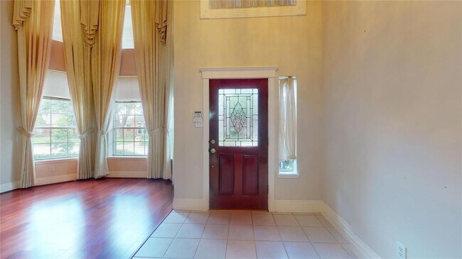 Foto del edificio - 17319 Jackson Pines Dr