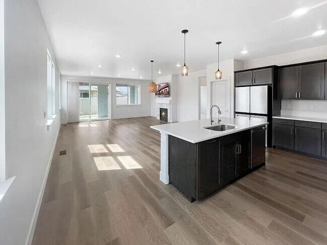 Foto del edificio - 5457 S Polaris Ave