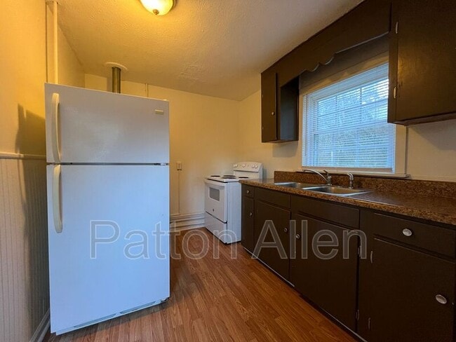 Building Photo - 12 Swager Dr