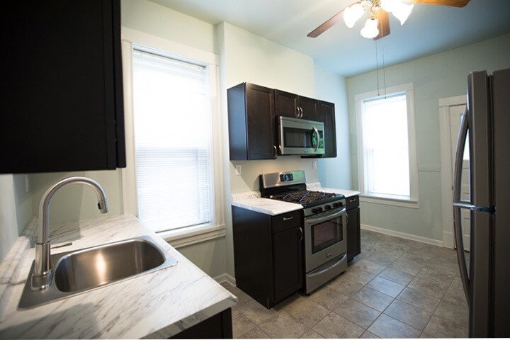 Foto principal - 3817 McDonald Ave