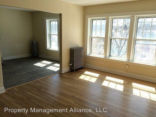 Building Photo - 407 Stolp Ave