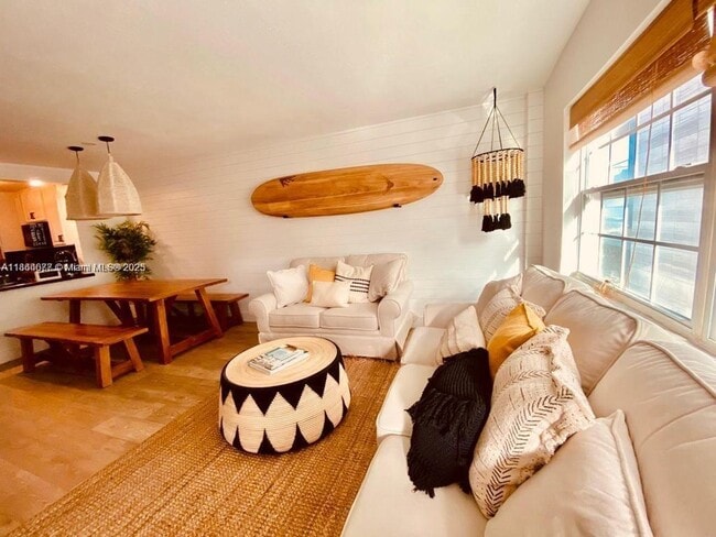 Foto del edificio - 325 Ocean Dr