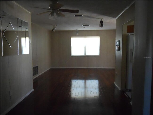Foto del edificio - 2531 Sable Ave