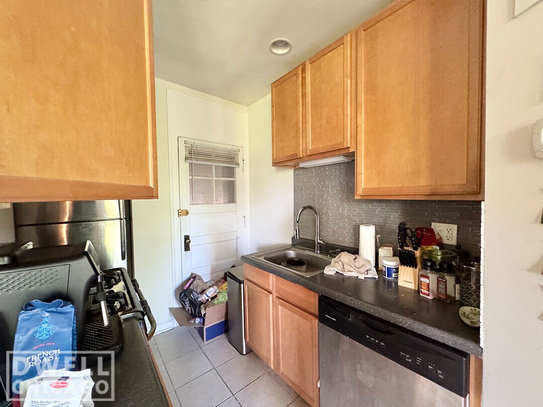 Foto principal - 3315 N Lakewood Ave