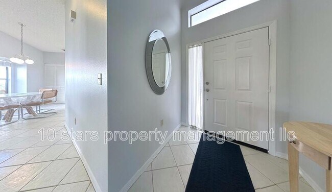 Building Photo - 9200 Turnberry Court