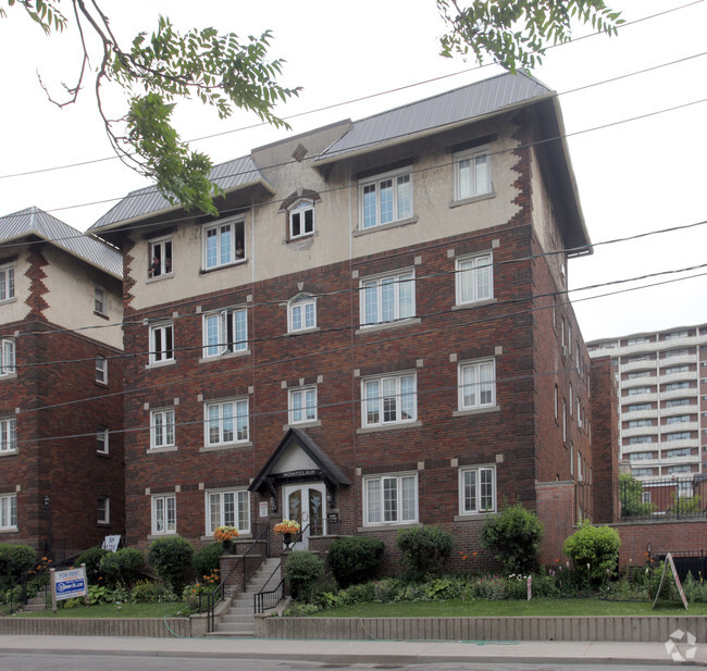 Foto principal - 1554-1574 Bathurst St