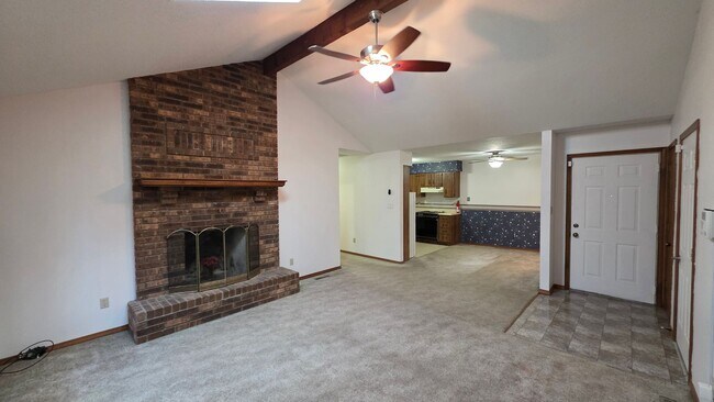 Foto del edificio - 503 E Redwood St