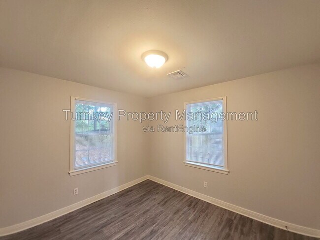 Building Photo - 5316 Wood St