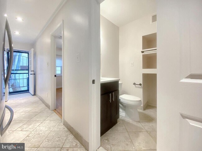 Foto del edificio - 88 Q St SW