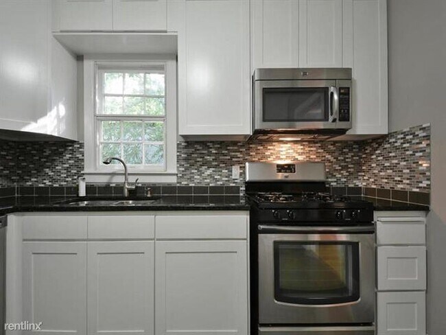 Building Photo - 2 br, 2 bath House - 3506 Robinson Avenue